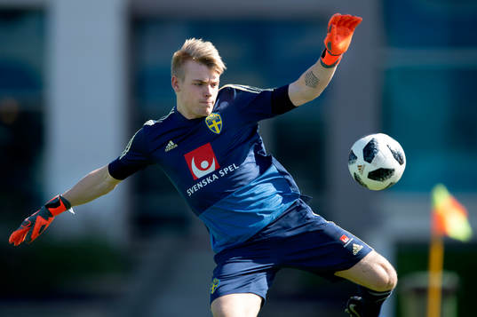 Sweden's goalkeeper Isak Pettersson