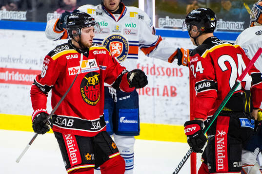 Luleås Robin Kovacs jublar