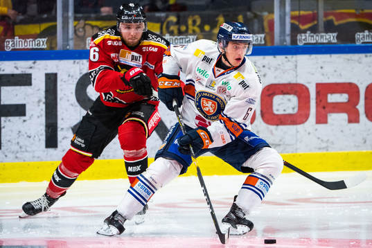 Luleås Robin Kovacs och Växjös Linus Högbergunder