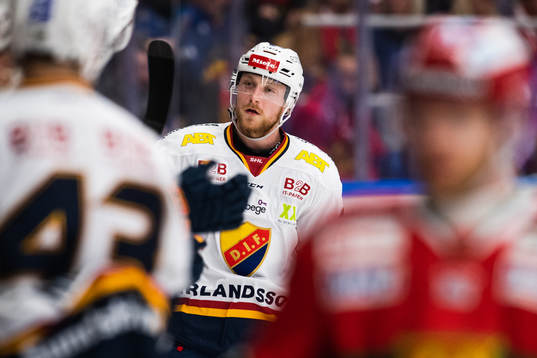 Djurgårdens Linus Hultström jublar