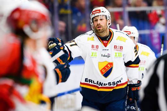 Djurgårdens Dick Axelsson  jublar