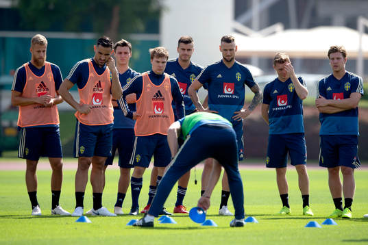 Sweden players listens to head coach Janne Andersson