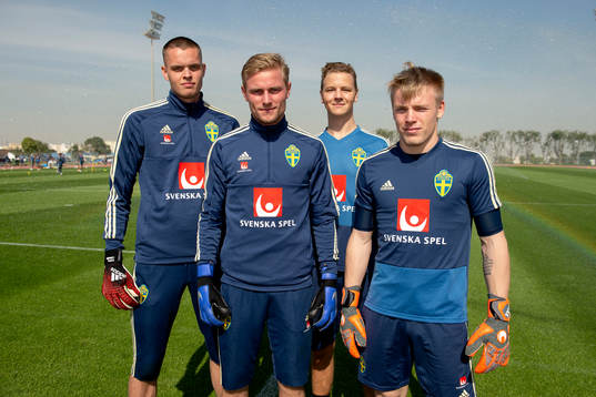 Sweden's goalkeepers Oscar Linnér, Jacob Rinne, Isak