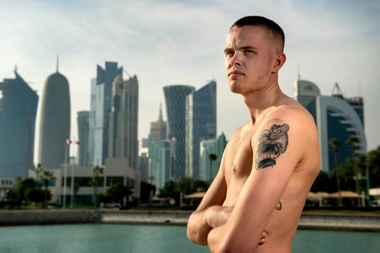 Sveriges och AIKs målvakt Oscar Linnér med sin tatuering