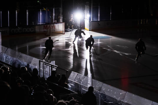 Panterns spelare gör entré