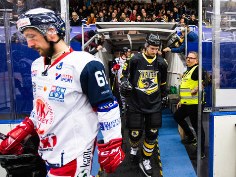 Västerviks Emil Wahlberg och Panterns Martin Janolhs på
