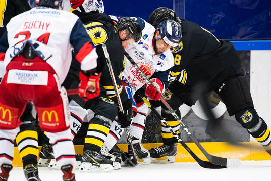 Västerviks Alexander Lindqvist Hansen och Panterns Albin