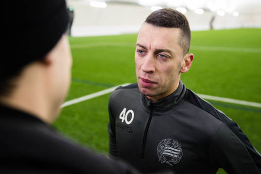Nikola Djurdjic intervjus av media
