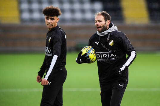 Ali Youssef och tränare Andreas Alm