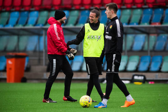 Målvaktstränare Tomas Vainio, Edin Hamidovic och Leonard