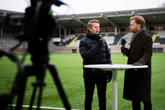 Göteborgs Postens reportrar Linus Pettersson Alexander