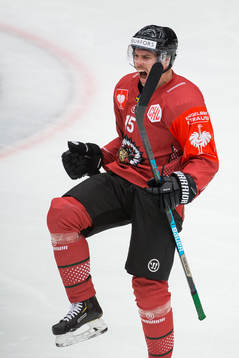 Anders Grönlund of Frölunda celebrates scoring 4-2