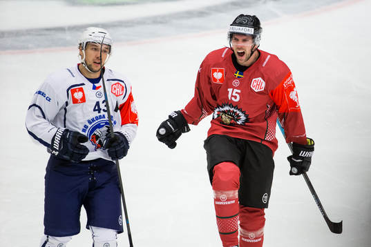 Anders Grönlund of Frölunda celebrates scoring 4-2