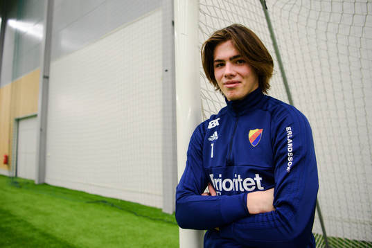 Målvakt Jacob Widell Zetterström