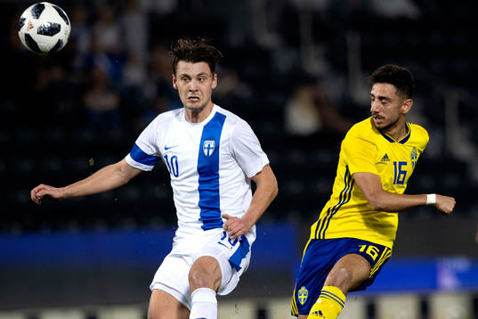 Sweden's Daleho Irandust and Finland's Kaan Kairinen