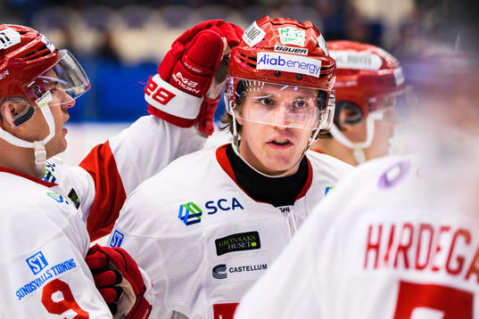 Timrås Johannes Kinnvall jublar