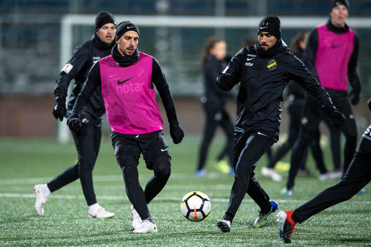 Panos Dimitriadis (v) och Stefan Silva (h)