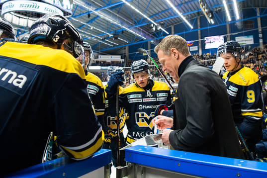 s assisterande tränare Nicklas Rahm
