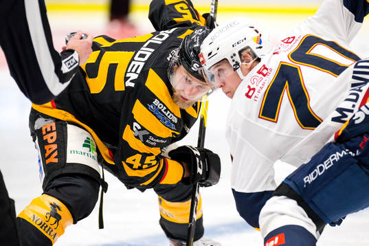 Skellefteås Oscar Möller och Djurgårdens Marcus Davidsson