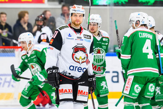 Malmö Redhawks Max Görtz deppar