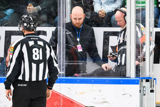 Domarna videogranskar Rögles 2-2 mål