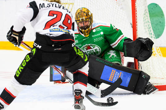 Rögles målvakt Justin Pogge