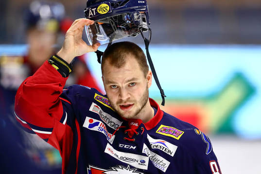 Linköpings Jimmy Andersson före ishockeymatchen i SHL