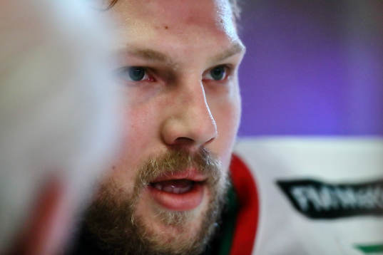 Moras målvakt Christian Engstrand före ishockeymatchen i