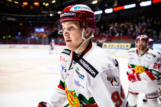 Moras Sebastian Hartmann jublar