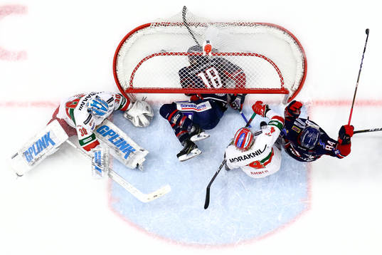 Mål 2-4 av Linköpings James Wright