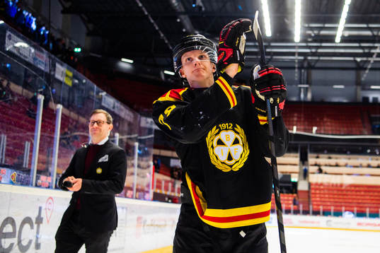 Brynäs Daniel Mannberg jublar