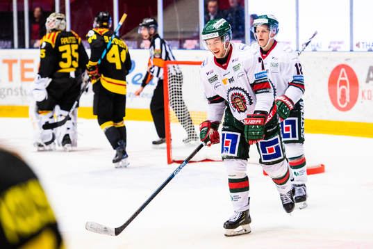 Frölunda Pathrik Westerholm och Max Friberg deppar