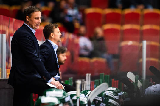 Frölunda tränare Roger Rönnberg  deppar