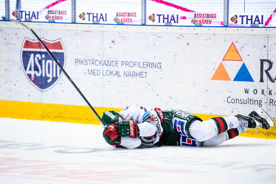 Frölunda Pathrik Westerholm har ont