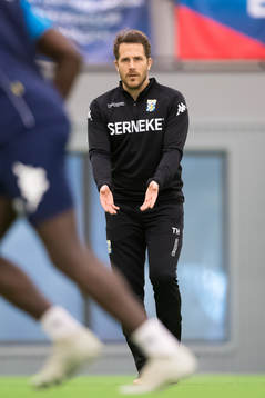 Hjälptränaren Tobias Hysén