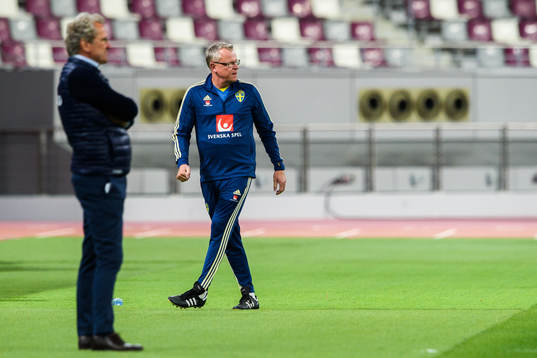 Head coach Erik Hamrén of Iceland  and head coach Janne