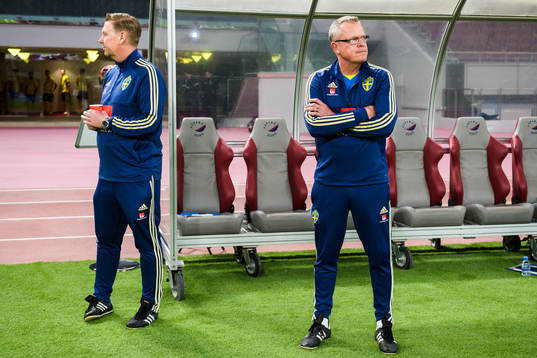 Assistant coach Peter Wettergren and head coach Janne