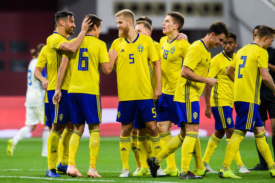 Viktor Gyökeres of Sweden  celebrates with team mates