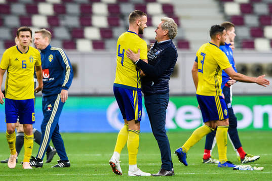 Head coach Erik Hamrén of Iceland  hugs Alexander