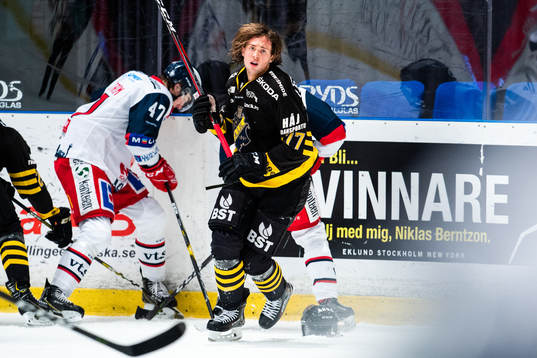 s Mathias From utan hjälm