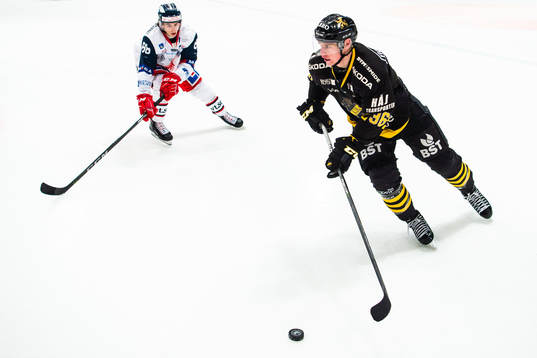 s Anton Holm