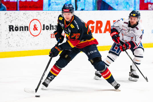 Djurgårdens Marcus Davidsson och Växjös Peter Andersson