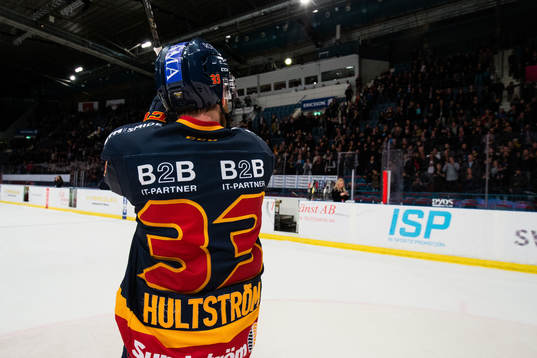 Djurgårdens Linus Hultström jublar
