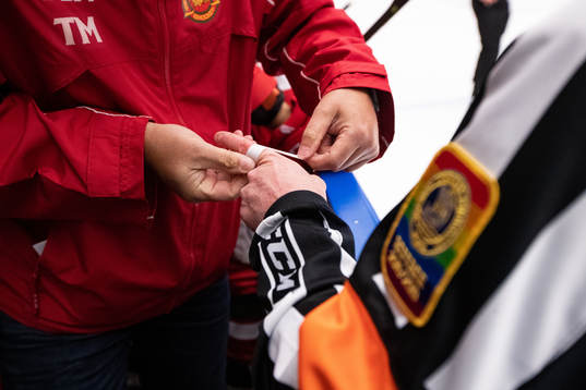 Domare Patrik Sjöberg plåstras om