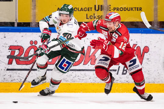 Frölundas Joel Mustonen och Moras Kevin Gagné