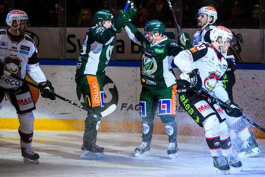 Färjestads Marcus Nilsson jublar