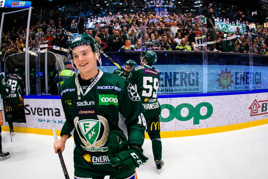 Färjestads Axel Ottosson jublar