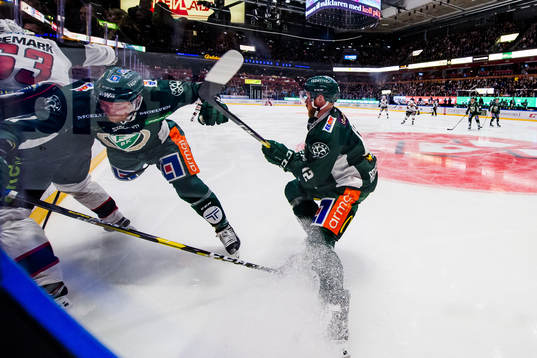 Färjestads Ilari Melart och Alexander Reichenberg