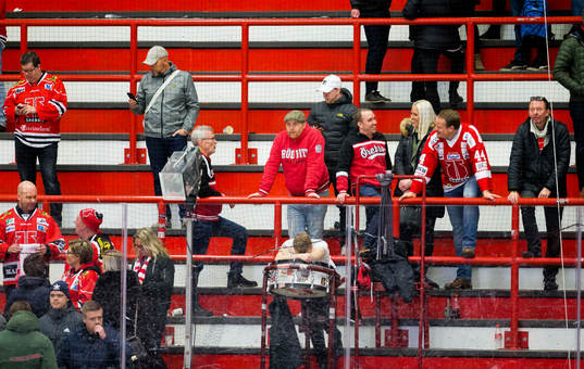 Örebrosupportrarna deppar