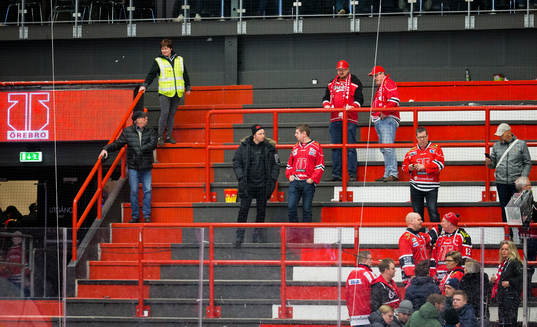 Örebrosupportrarna deppar